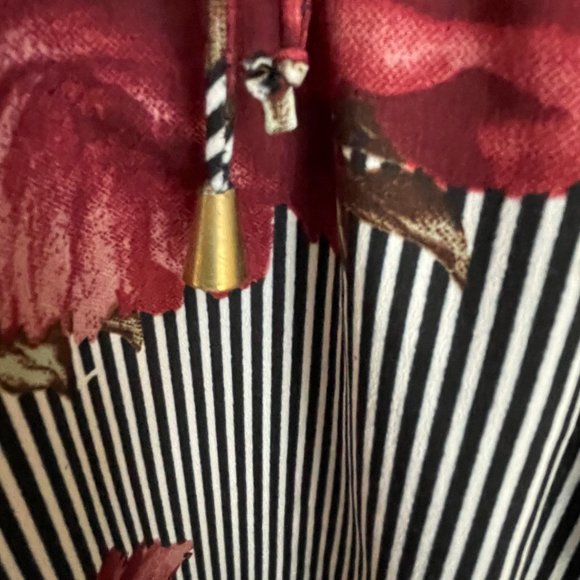 NWT Blk/White Stripe Floral Burgundy Flower Dress size M - Picture 8 of 8